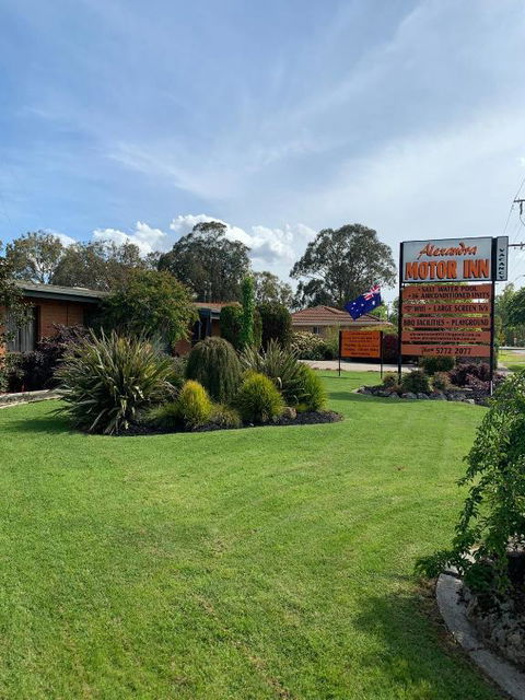 Alexandra Motor Inn Victoria Aus - Palm Beach Accommodation 5