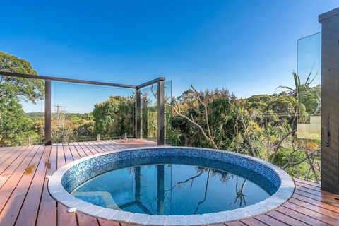 A PERFECT STAY - Ourmuli Cabin - Palm Beach Accommodation 5
