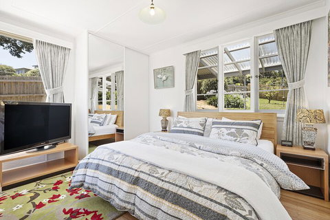 Lilydale 3 Bedroom House Pet Friendly - Palm Beach Accommodation 2