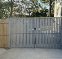 Lilydale 3 Bedroom House pet friendly - Palm Beach Accommodation