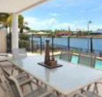 St Lucia 11 Four Bedroom Canal Home with Pool - Palm Beach Accommodation