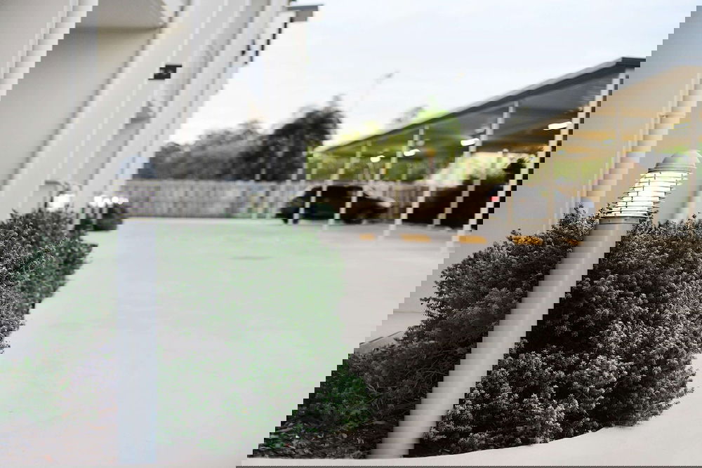 Middlemount QLD Palm Beach Accommodation