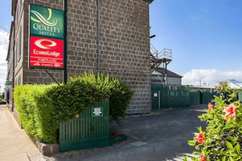 Econo Lodge Portland - Palm Beach Accommodation 0