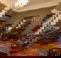 Hadley's Orient Hotel - Palm Beach Accommodation