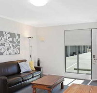 Comfort Inn Noahs in The Valley - Palm Beach Accommodation