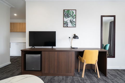 Littomore Bathurst - Palm Beach Accommodation 5