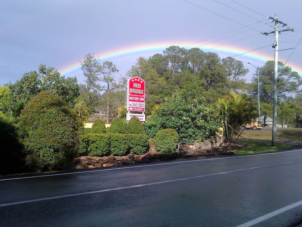 Woombye QLD Palm Beach Accommodation