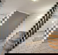 Shoal Bay Beachclub Apartments - Palm Beach Accommodation