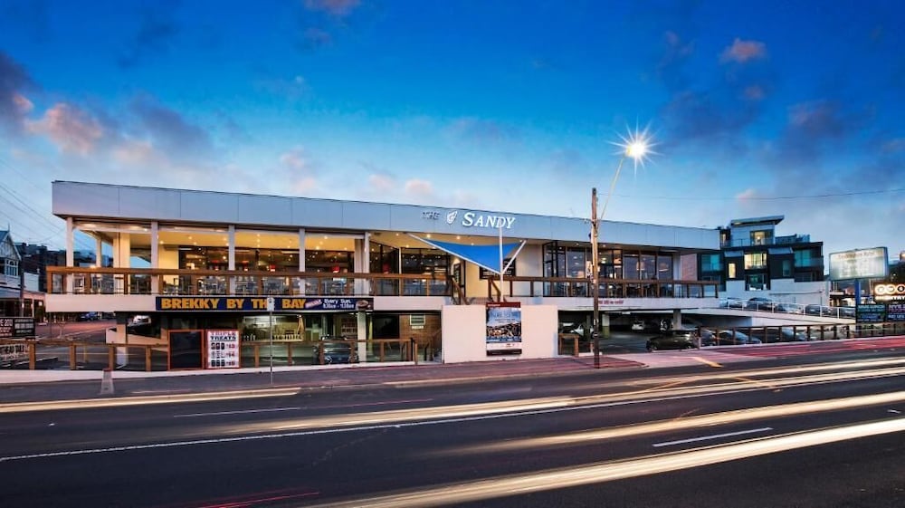  Palm Beach Accommodation