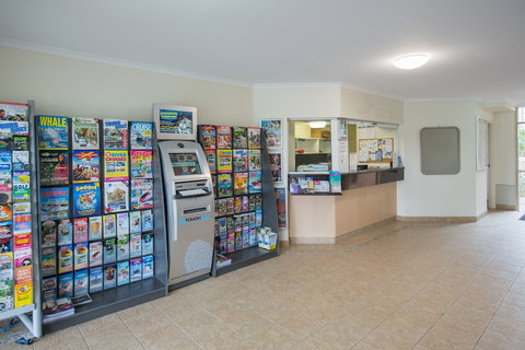 Miami Beachside Holiday Apartments - Palm Beach Accommodation 3