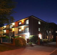 Oxley Court Serviced Apartments - Palm Beach Accommodation