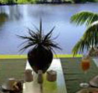Alexander Lakeside Bed  Breakfast - Palm Beach Accommodation