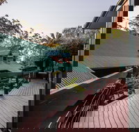 The Escarpment Retreat - Palm Beach Accommodation