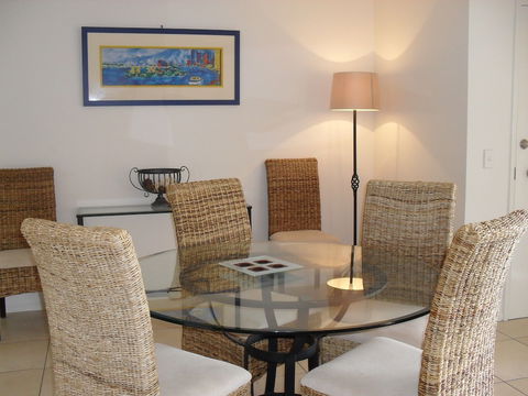 Little Cove Currumbin - Palm Beach Accommodation 5