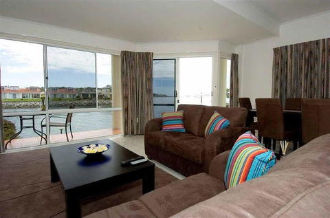 Anchorage Holiday Apartments - Palm Beach Accommodation 0