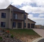 Relax on Par - Palm Beach Accommodation