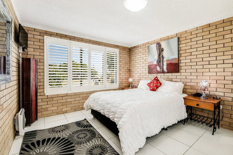 Tawarri - Palm Beach Accommodation 4