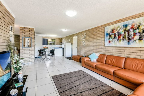 Tawarri - Palm Beach Accommodation 1