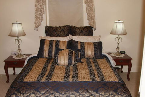 Archery Road Estate - Palm Beach Accommodation 2