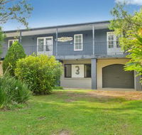 Bonny Beach House Holiday accommodation with pool - Palm Beach Accommodation