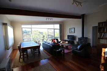 Fairways Close - Palm Beach Accommodation 2