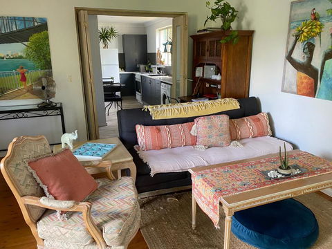 Ma Petite Maison - Palm Beach Accommodation 3