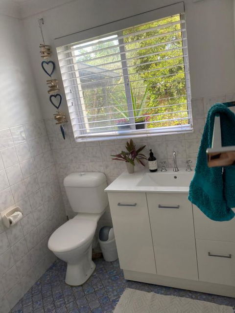 Ma Petite Maison - Palm Beach Accommodation 4