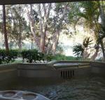 Lake Russell Lakeside Retreat - Palm Beach Accommodation