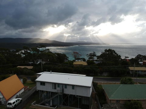 GRANITE BEACH HOUSE At Bay Of Fires - Palm Beach Accommodation 1