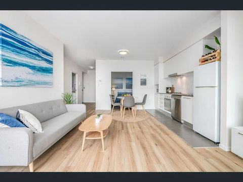 Arvia Newcastle - Palm Beach Accommodation 7