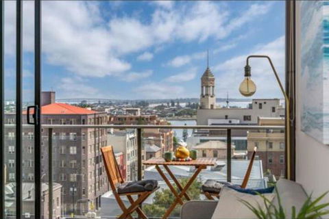 Arvia Newcastle - Palm Beach Accommodation 0