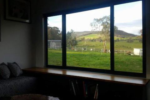 Hoof & Hound Country Escape - Palm Beach Accommodation 6