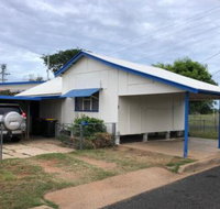 Gumby Gumby Cottage - Palm Beach Accommodation