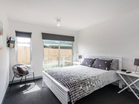 ANGLE By THE SEA Anglesea - Palm Beach Accommodation 3