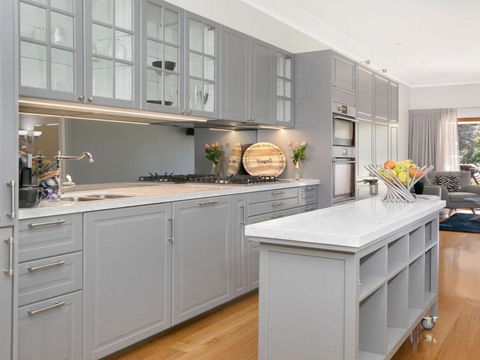Advilla Stylish Charming & Central Location - Palm Beach Accommodation 4