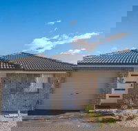 Peaceful 2kingbed Rootyhill Townhouse Near Station - Palm Beach Accommodation