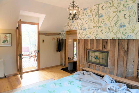 Adelaide Hills Camellia Cottage WiFi - Palm Beach Accommodation 5