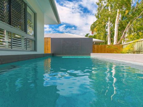 CANOPY HOUSE At PALM COVE - Palm Beach Accommodation 4