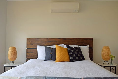 The Kingsley's Place Piara Waters - Palm Beach Accommodation 6