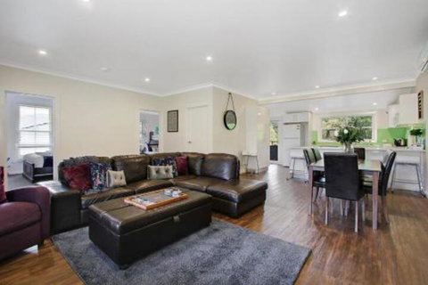 Indies Run - Palm Beach Accommodation 6