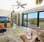 Eagles Loft - Palm Beach Accommodation