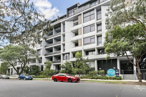 Apartment At Roseberry - Palm Beach Accommodation 5