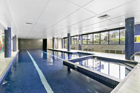 Apartment At Roseberry - Palm Beach Accommodation 7