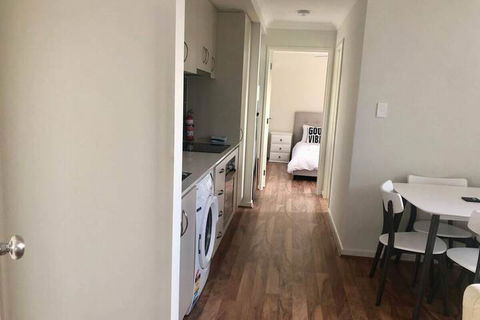 Apartment Stay Close To Surfers Paradise - Palm Beach Accommodation 7