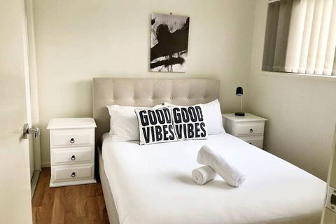 Apartment Stay Close To Surfers Paradise - Palm Beach Accommodation 4