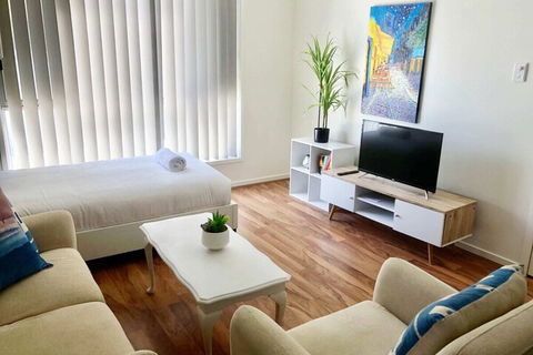Apartment Stay Close To Surfers Paradise - Palm Beach Accommodation 6