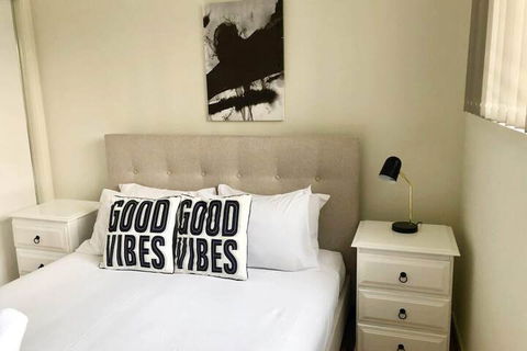 Apartment Stay Close To Surfers Paradise - Palm Beach Accommodation 2