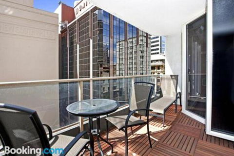 Ausmine Carrington Apartment - Palm Beach Accommodation 1