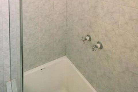 A Wave Away At Glenelg Cosy Unit Near The Beach - Palm Beach Accommodation 4
