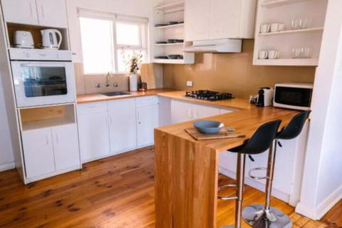 A Wave Away At Glenelg Cosy Unit Near The Beach - Palm Beach Accommodation 5